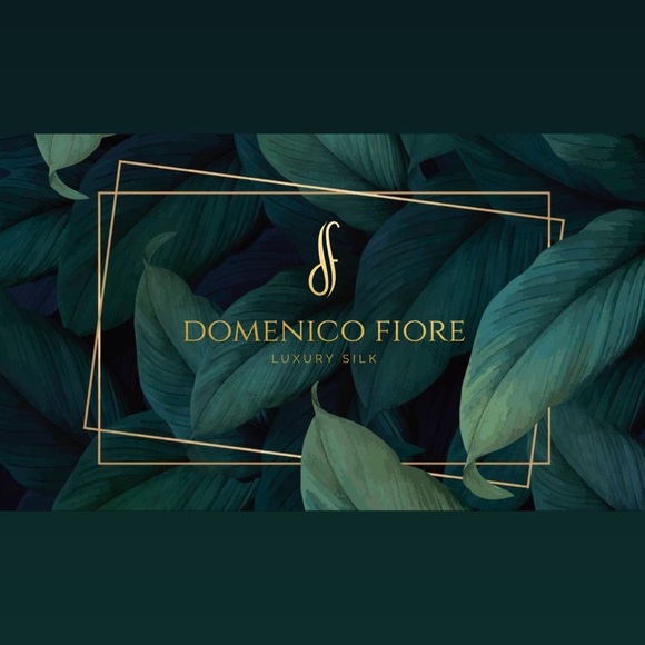 BLACK ROBE WITH FLORAL DETAIL, 100% SILK - Picture 5 of 5